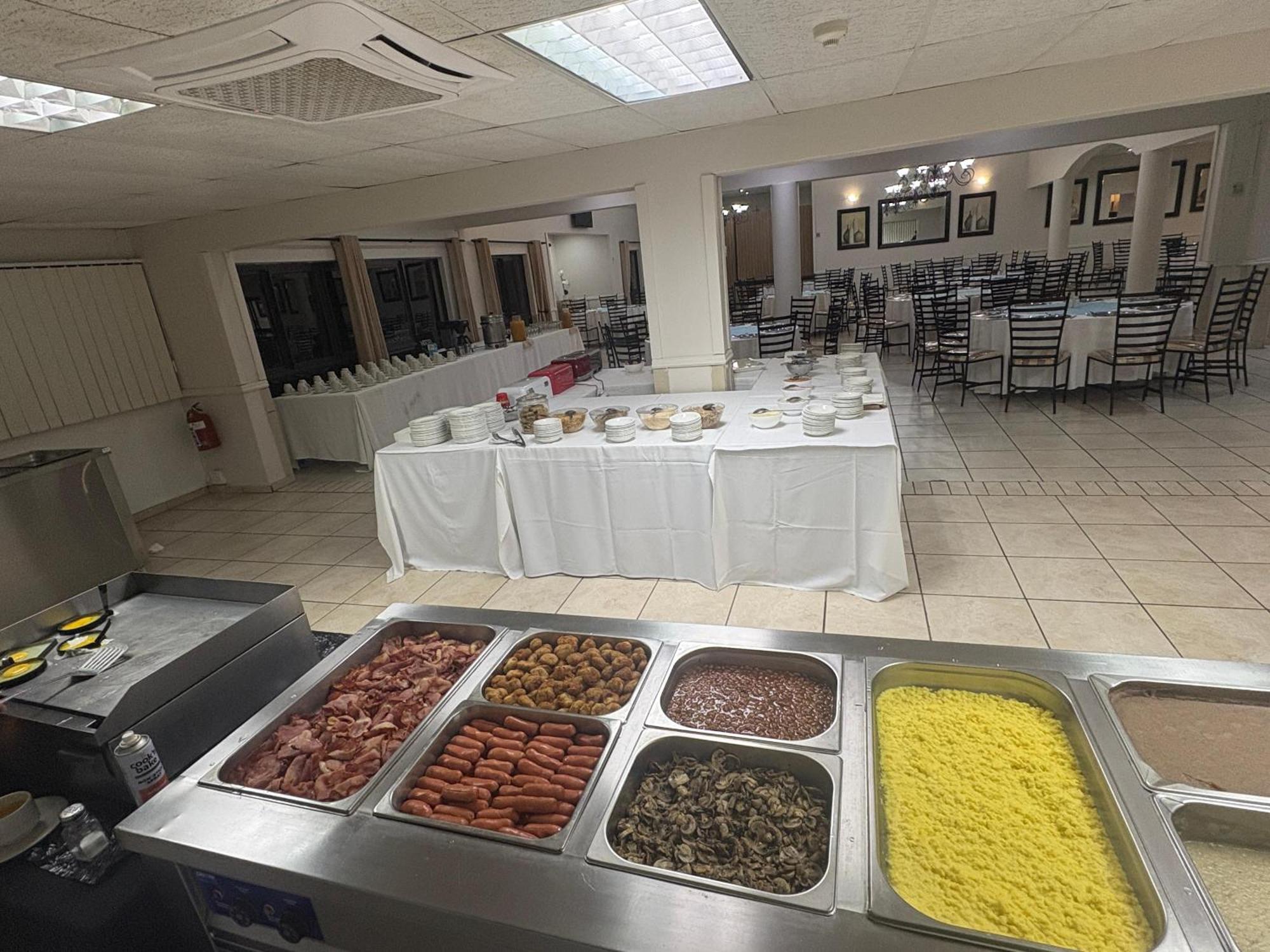 Bloem Spa Hotel & Conference Блумфонтейн Экстерьер фото